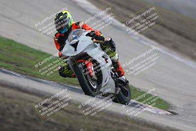 media/Nov-29-2025-TrackDaz (Sat) [[10ae2d9bce]]/B Group/Session 3 (Outside Grapevine)/